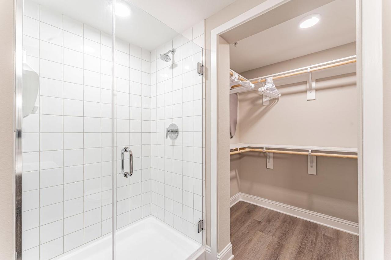 Ferienwohnung Vivant - Upscale Modern Apts - Free Parking, Fast WiFi, Gym Austin Exterior foto