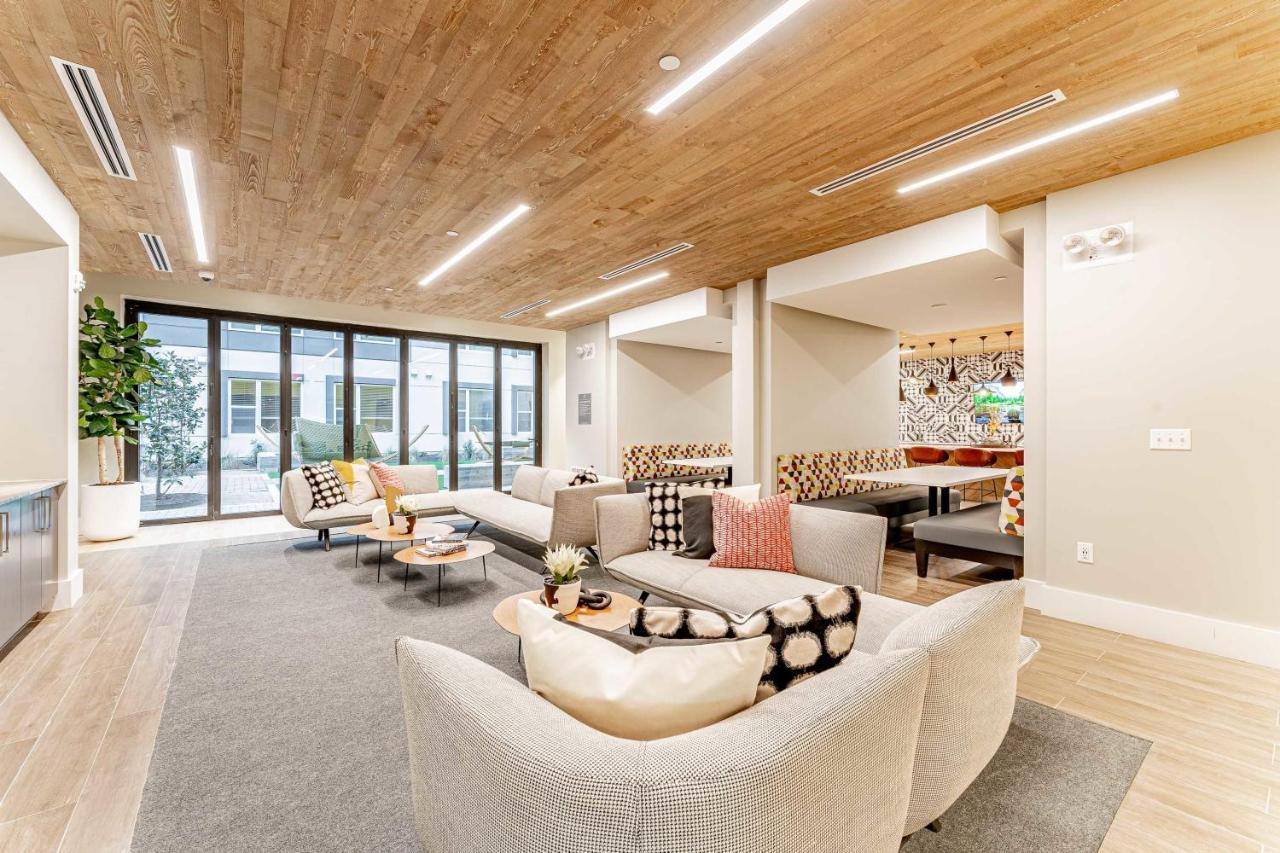 Ferienwohnung Vivant - Upscale Modern Apts - Free Parking, Fast WiFi, Gym Austin Exterior foto