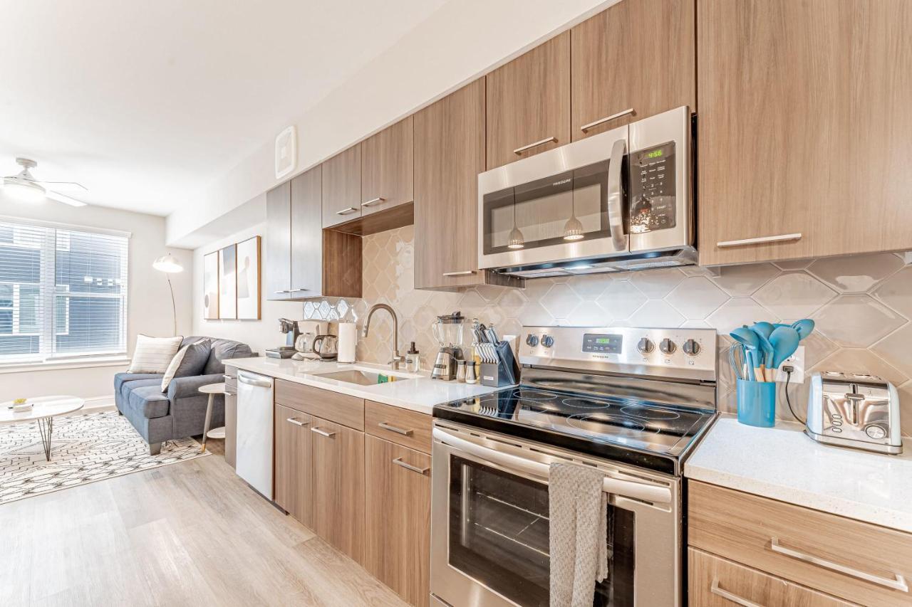 Ferienwohnung Vivant - Upscale Modern Apts - Free Parking, Fast WiFi, Gym Austin Exterior foto