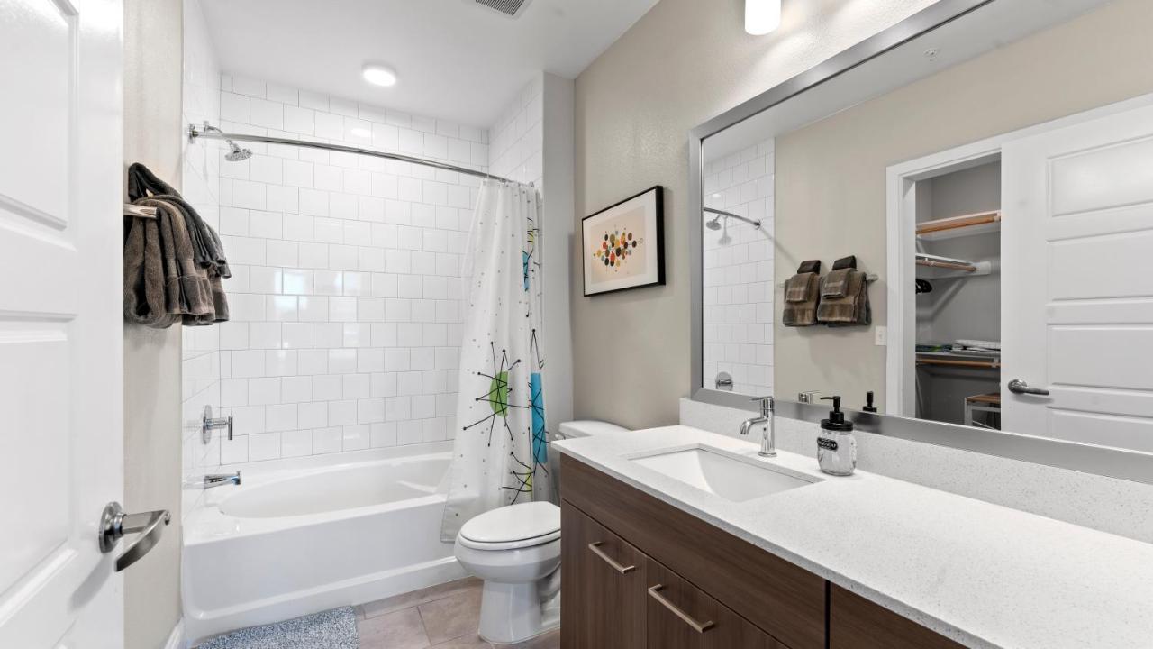 Ferienwohnung Vivant - Upscale Modern Apts - Free Parking, Fast WiFi, Gym Austin Exterior foto