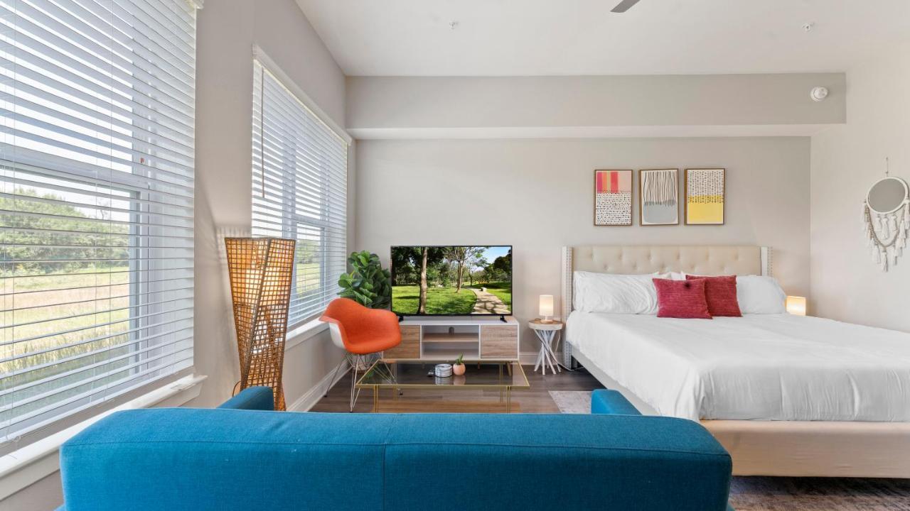 Ferienwohnung Vivant - Upscale Modern Apts - Free Parking, Fast WiFi, Gym Austin Exterior foto