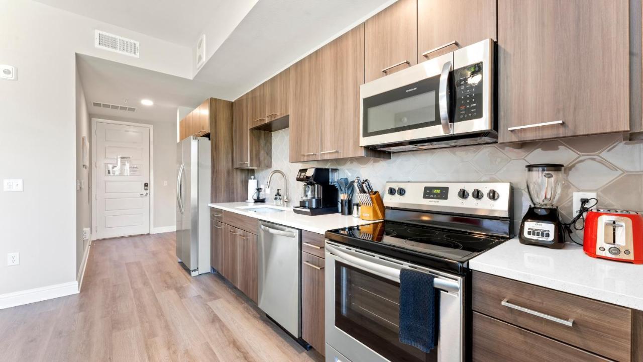 Ferienwohnung Vivant - Upscale Modern Apts - Free Parking, Fast WiFi, Gym Austin Exterior foto